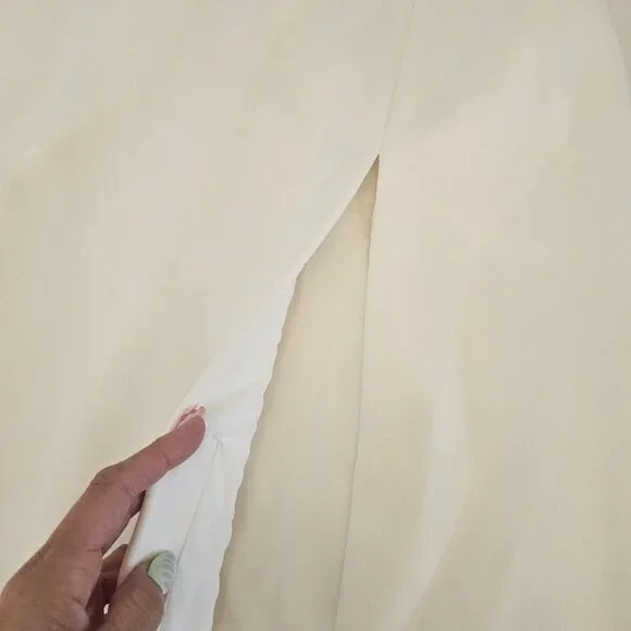 BCBG MaxAzria White dress - Picture 5 of 12